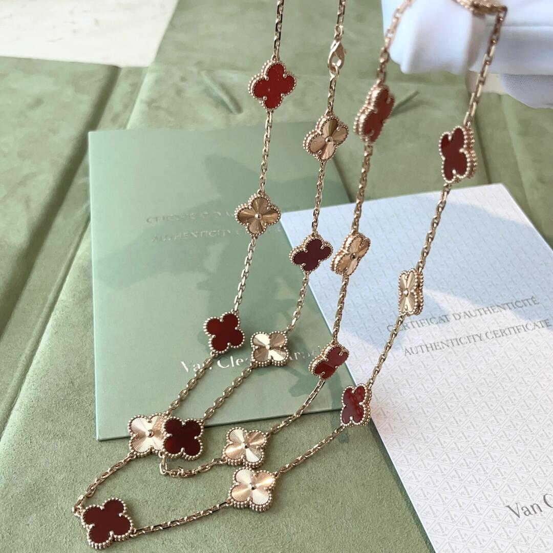 [Kismet Jewels ]CLOVER 20 MOTIFS LASER CARNELIAN NECKLACE