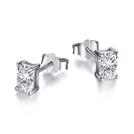 [Kismet Jewels ]Stylish Shiny Rectangular Center Stone Stud Earrings