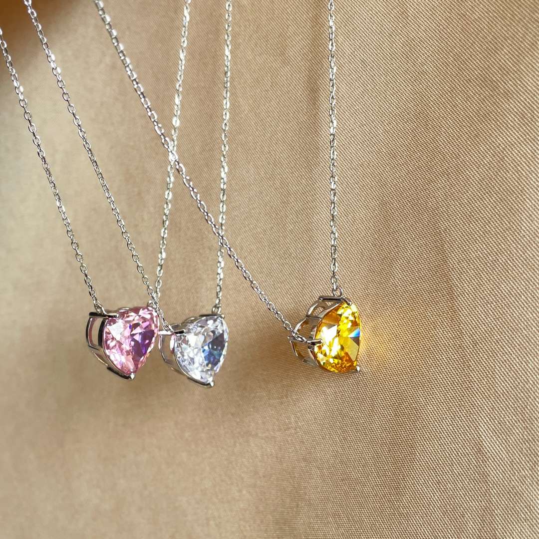 [Kismet Jewels ]6.0 carat Radiant Heart Shape Necklace