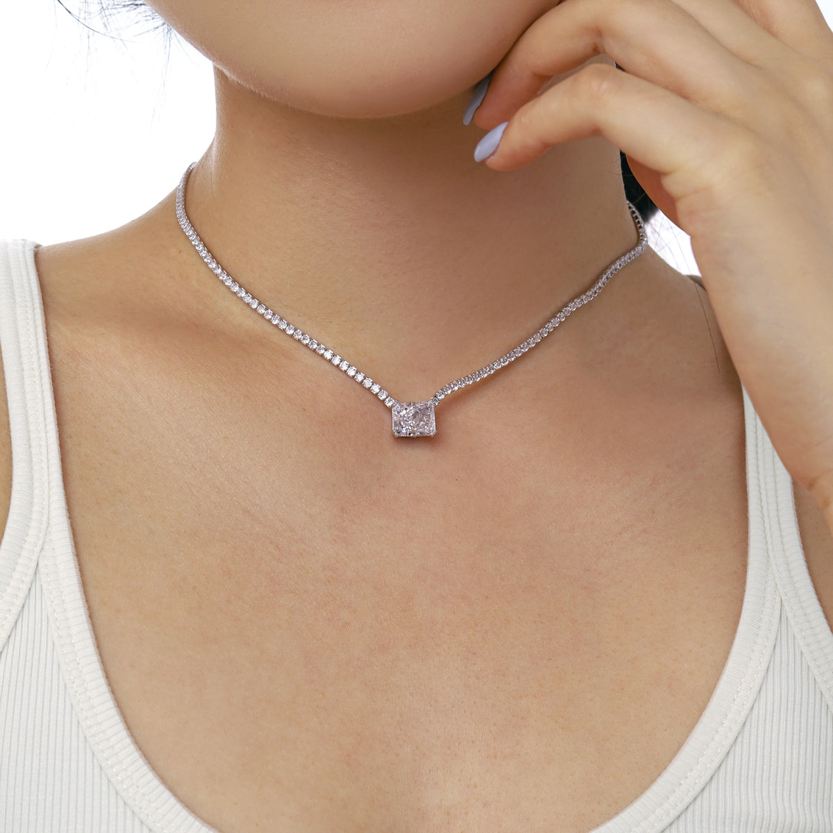 [Kismet Jewels ]4.0 Carat Elegant Radiant Cut Necklace