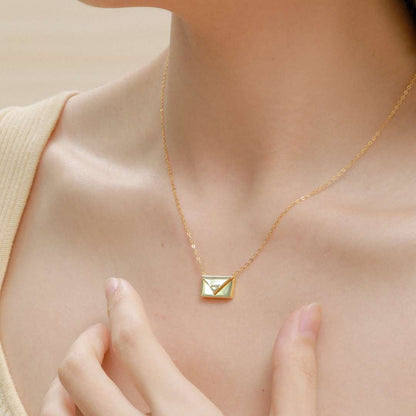 [Kismet Jewels ]Envelope Heart Shape Mother's Day Necklace