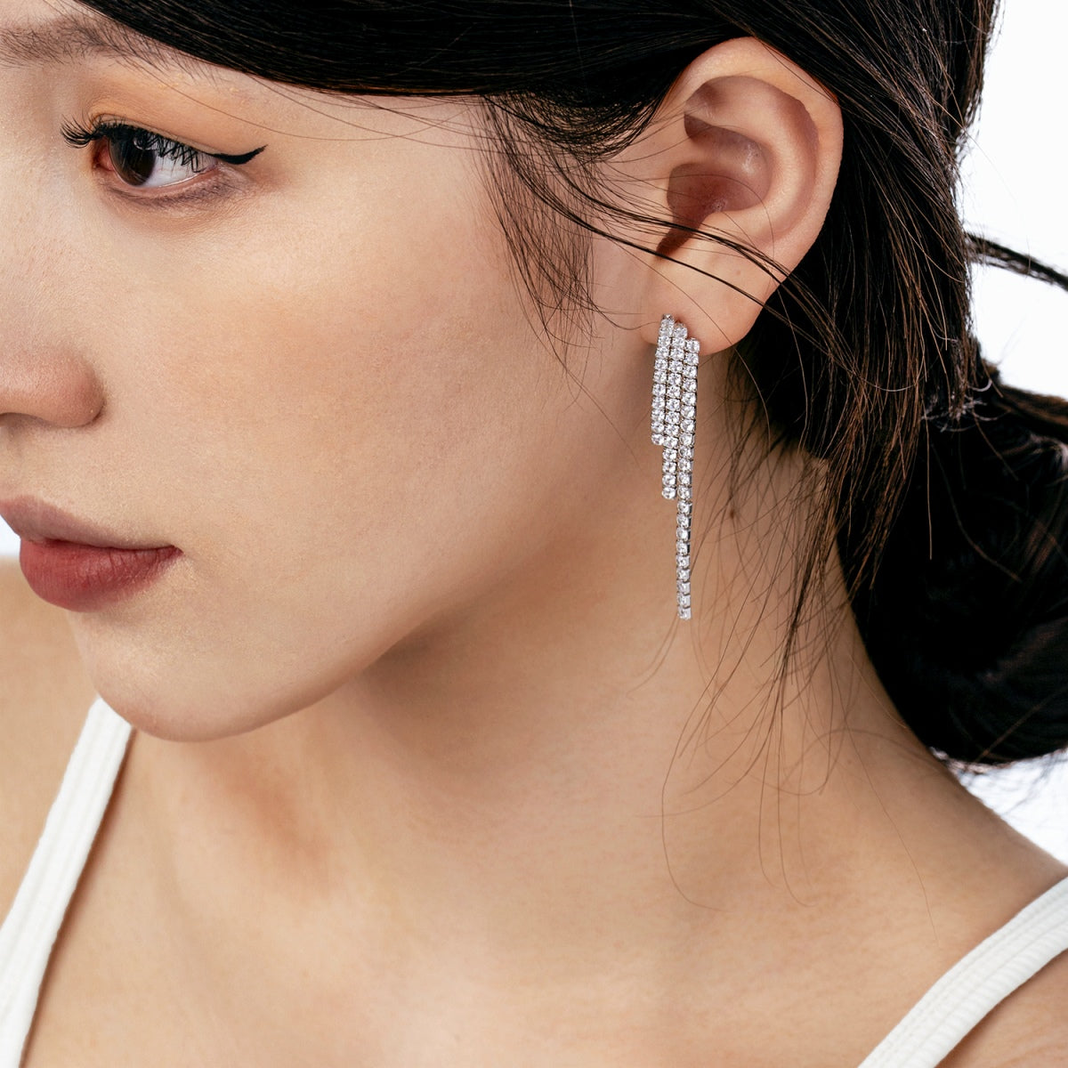 [Kismet Jewels ]Luxurious Dainty Banquet Earrings