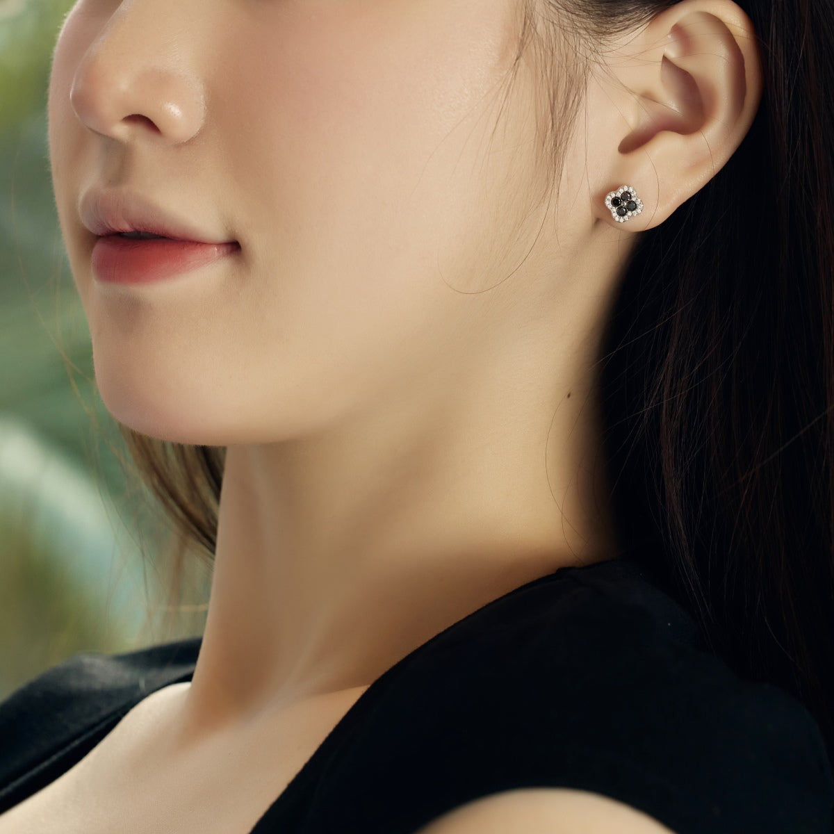 [Kismet Jewels ]Four-Leaf Clover Flower Shaped Earrings