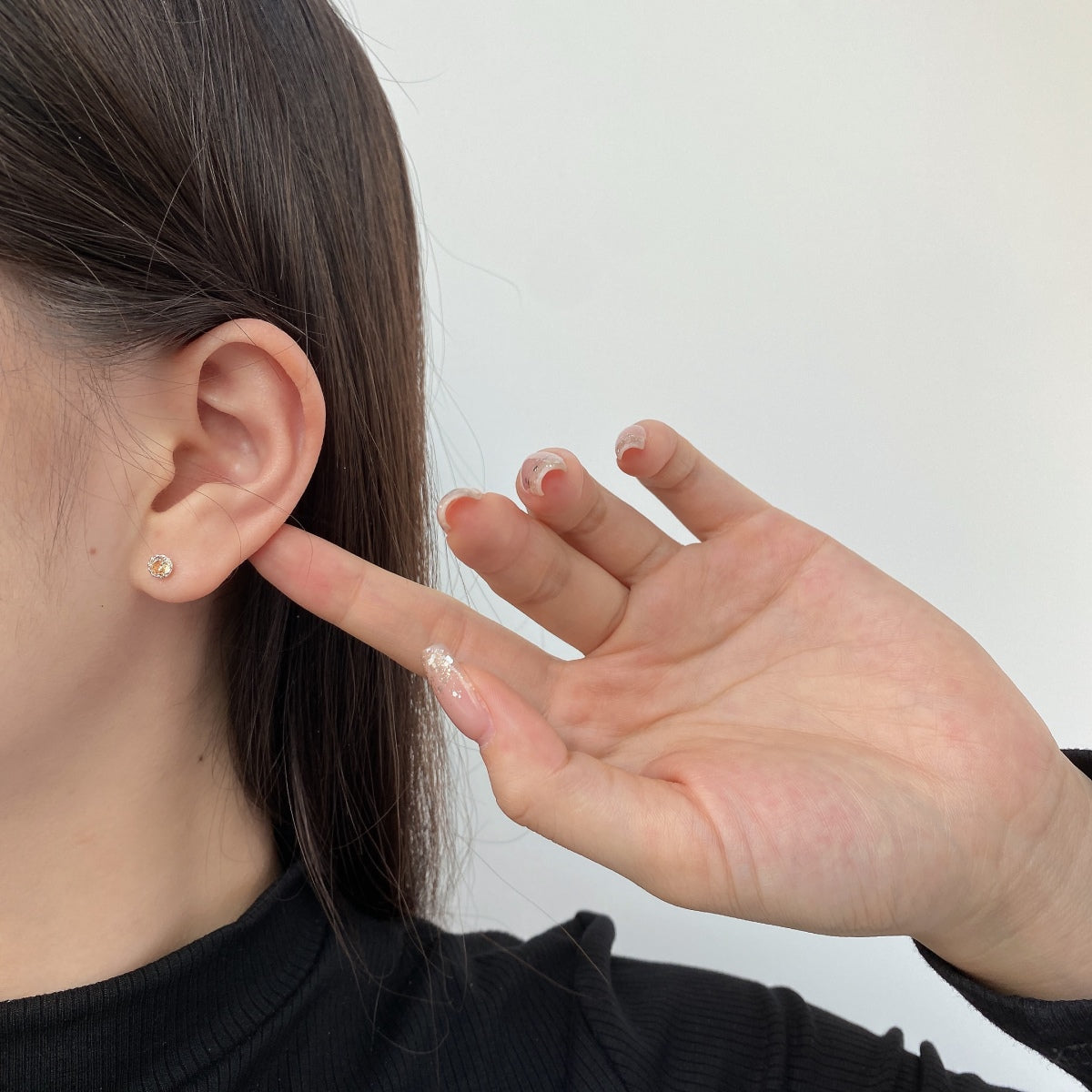 [Kismet Jewels ]Sparkling Colorful Round Shape Earrings