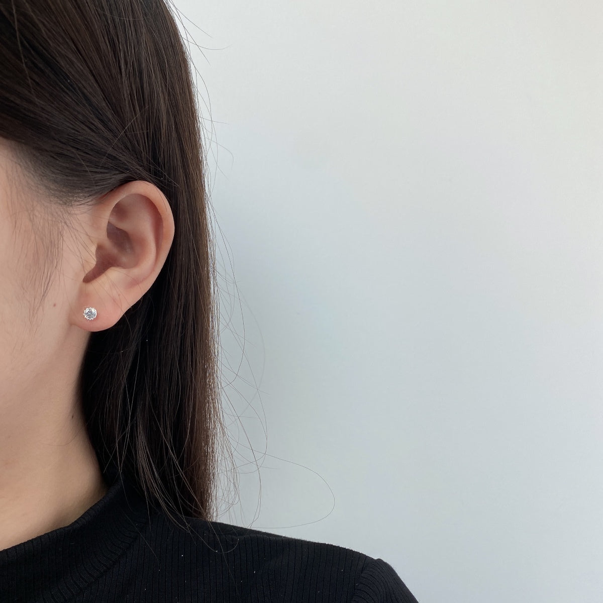 [Kismet Jewels ]Sparkling Colorful Round Shape Earrings