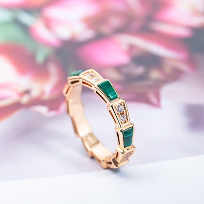 [Kismet Jewels ]SERPENTI RING PINK GOLD MALACHITE DIAMOND 3MM
