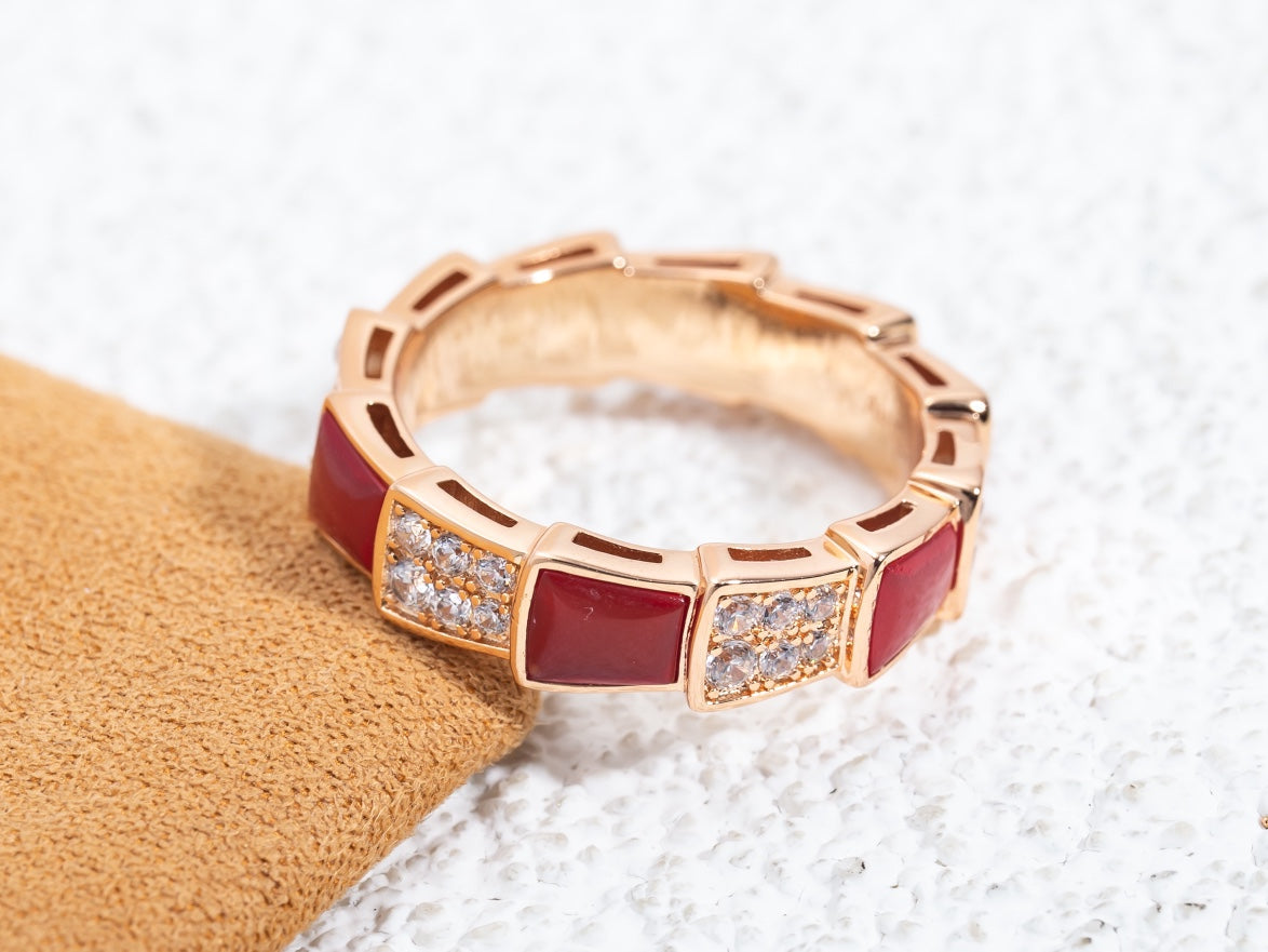 [Kismet Jewels ]SERPENTI RING PINK GOLD CARNELIAN DIAMOND PAVED 4MM