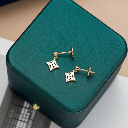 [Kismet Jewels ]STAR EARRINGS GOLD