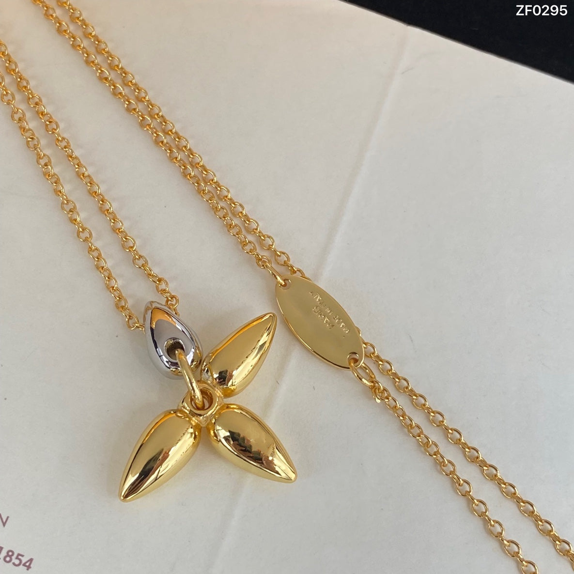 [Kismet Jewels ]LOUISETTE PEDANT GOLD NECKLACE