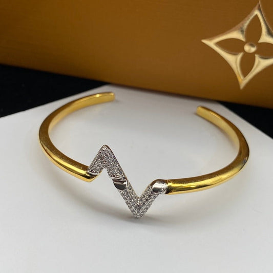 [Kismet Jewels ]VOLTE UPSITE DOWN DIAMOND GOLD OPEN BRACELET