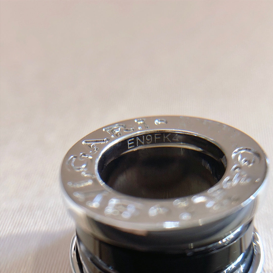 [Kismet Jewels ]ZERO 1 BLACK CERAMIC SILVER NECKLACE