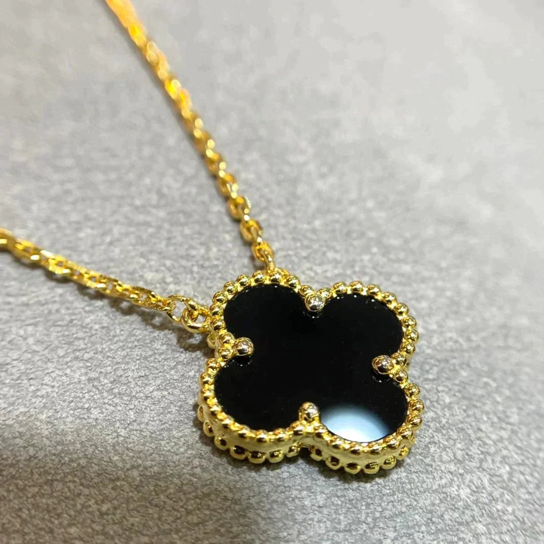[Kismet Jewels ]CLOVER 15MM BLACK ONYX SINGLE FLOWER NECKLACE