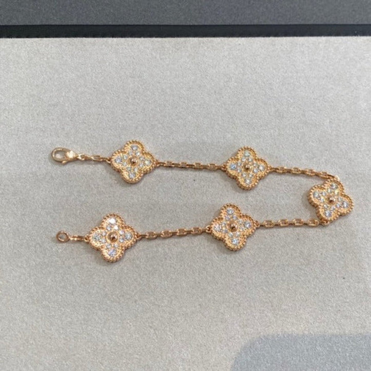 [Kismet Jewels ]CLOVER 5 MOTIFS  FULL DIAMOND BRACELET