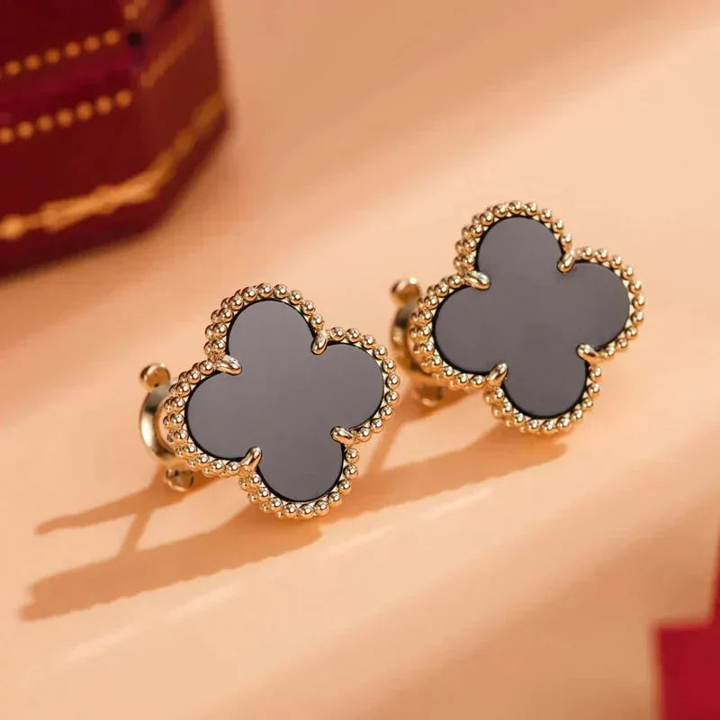 [Kismet Jewels ]CLOVER MEDIUM 1 MOTIFS  ONYX STUD EARRINGS