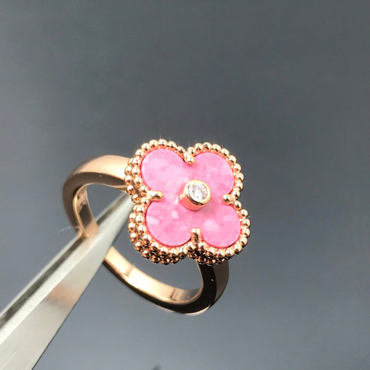 [Kismet Jewels ]CLOVER RHODONITE ROSE GOLD RING