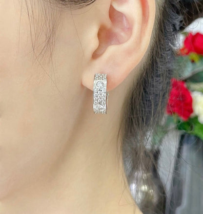 [Kismet Jewels ]LOVE 5.5MM DIAMOND PAVED EARRINGS