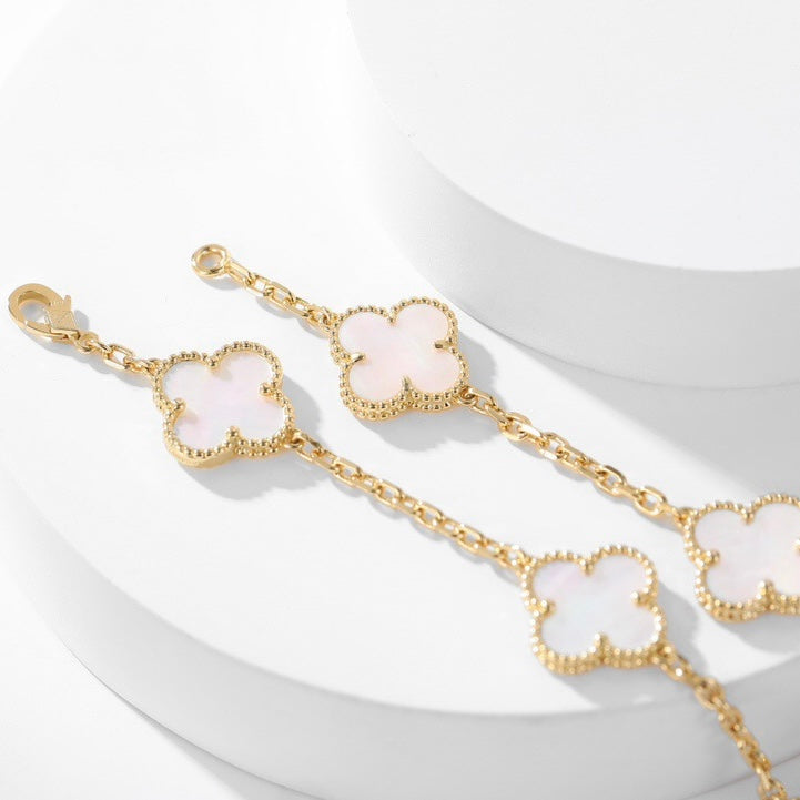 [Kismet Jewels ]CLOVER 10 MOTIFS WHITE MOTHER OF PEARL NECKLACE
