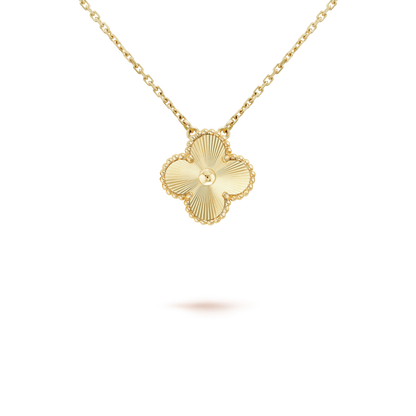 [Kismet Jewels ]CLOVER 15MM LASER NECKLACE
