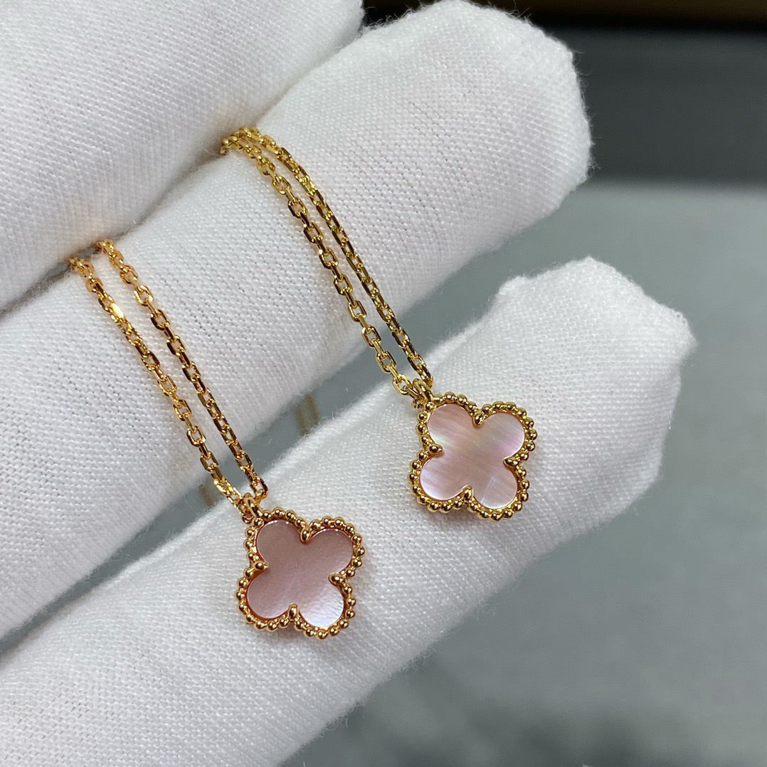 [Kismet Jewels ]CLOVER 9.5MM PINK MOTHER OF PEARL SINGLE FLOWER NECKLACE