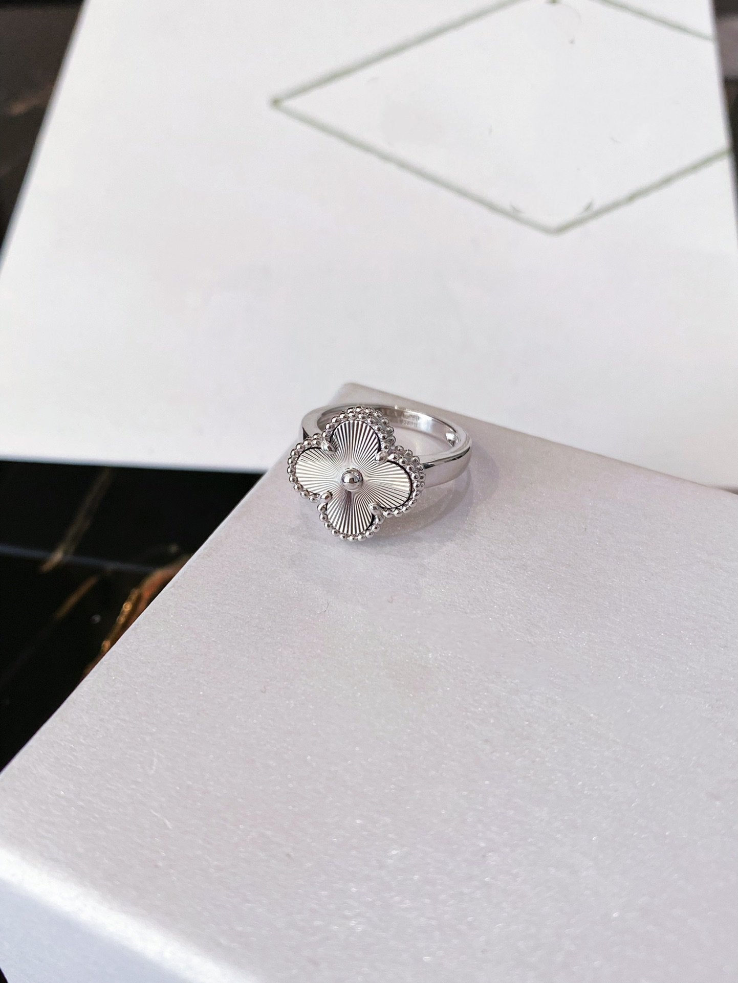 [Kismet Jewels ]CLOVER SILVER RING