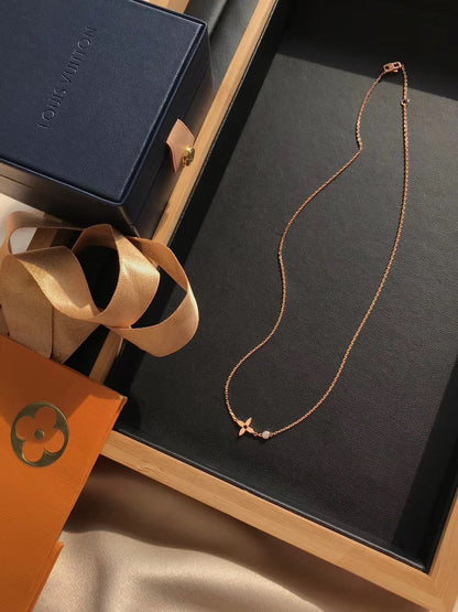 [Kismet Jewels ]BLOSSOM PENDANT PINK GOLD AND DIAMOND