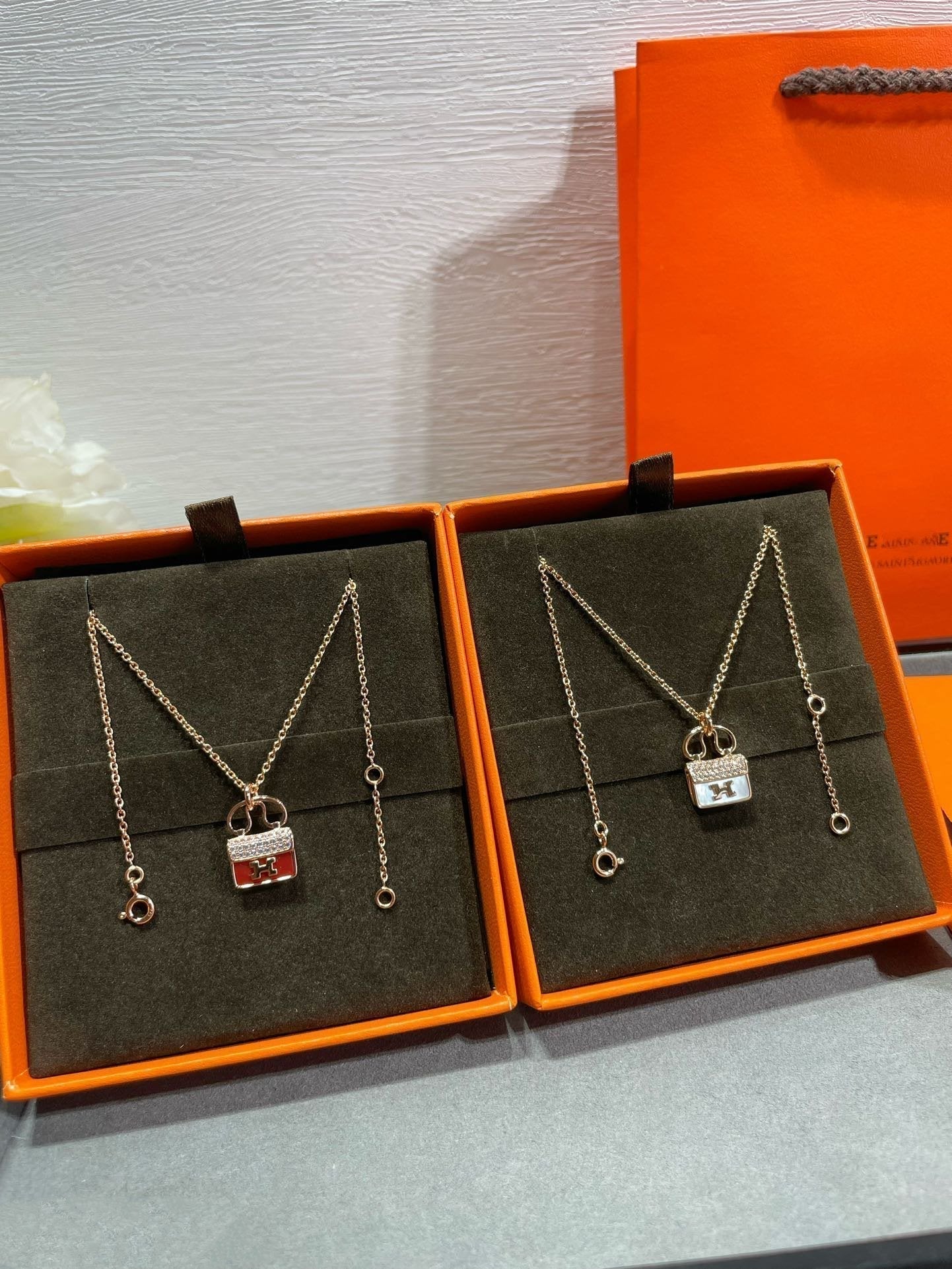 [Kismet Jewels ]H CIRCE MOISSANITE PENDANT NECKLACE GOLD