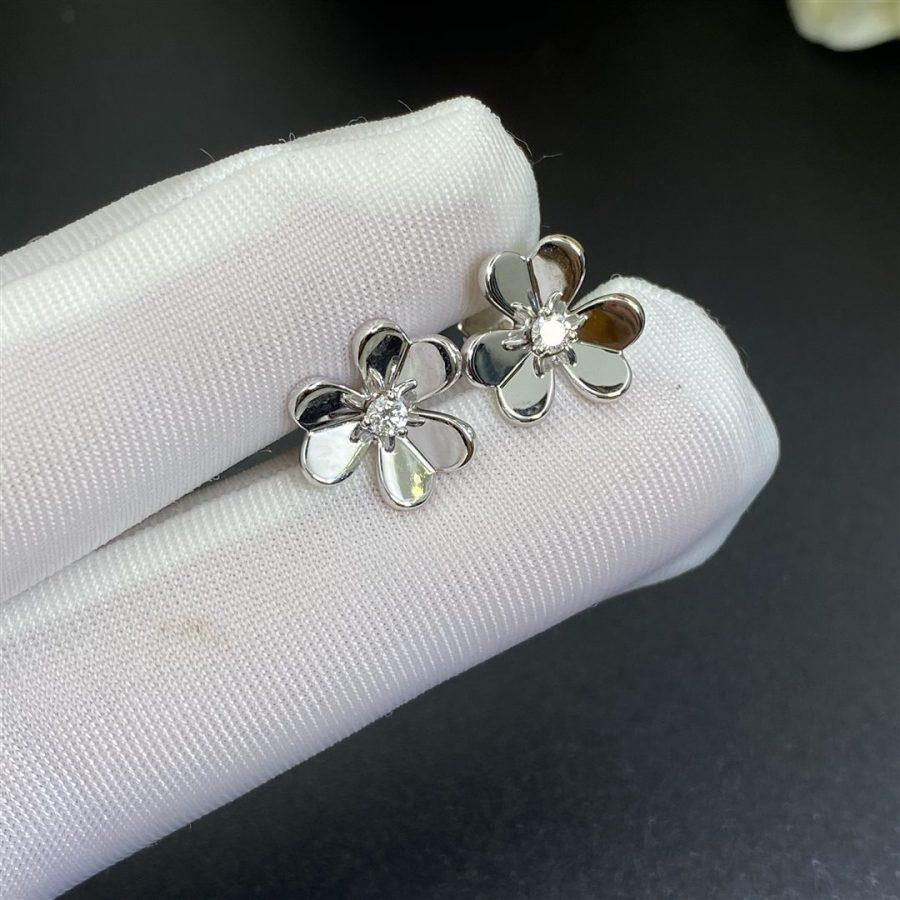 [Kismet Jewels ]FRIVOLE MINI SILVER FLOWER EARRINGS