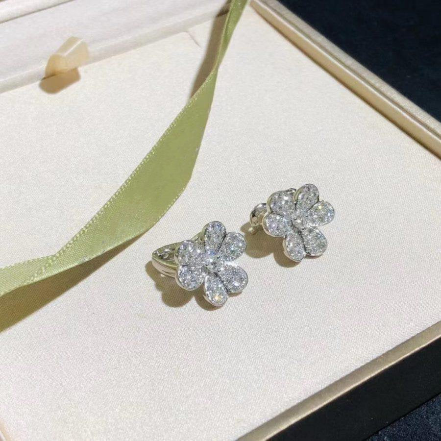 [Kismet Jewels ]FRIVOLE SILVER FLOWER DIAMOND EARRINGS