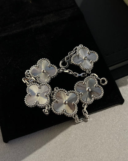 [Kismet Jewels ]CLOVER SILVER 5 MOTIFS BRACELET